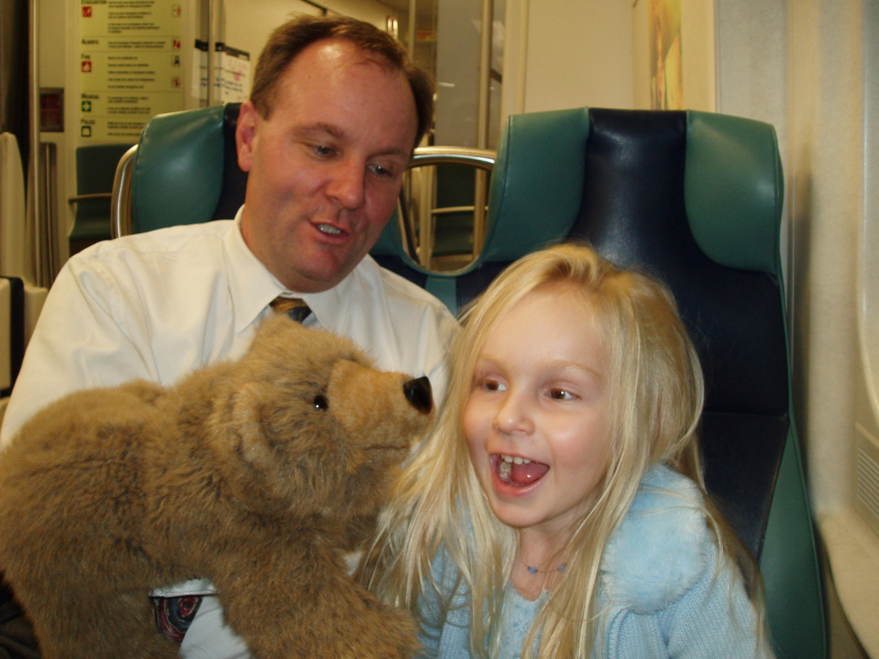   ~~  OLYMPUS DIGITAL CAMERA