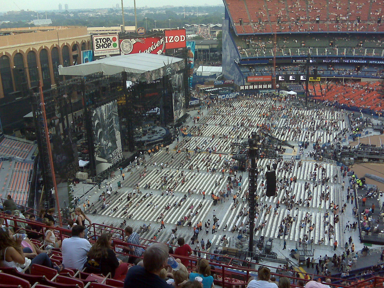   ~~  Billy Joel who had Tony Bennett, Steve Tyler, Garth Brooks, Roger Daltry, and Paul McCartney and 63,000 of us in 90 degree heat!  It was fantastic!