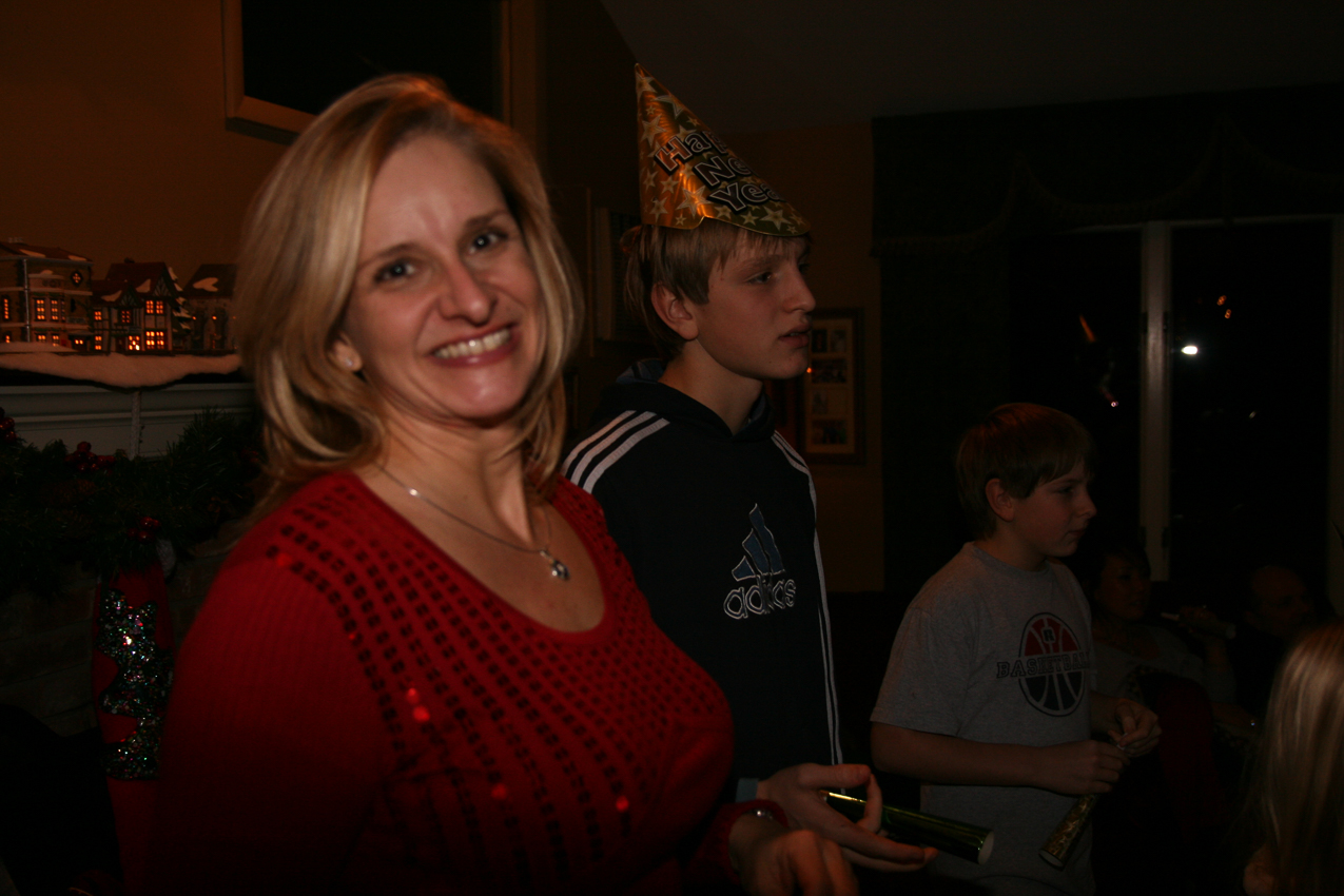 Happy New Year, Gret!  ~~  Dan and Quinn honking horns and making noise