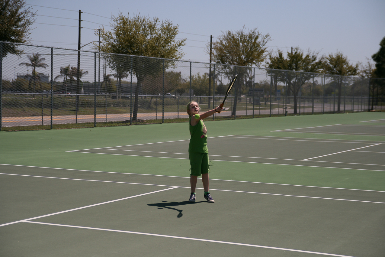 Mary  swings  ~~  Sha-Zammm!