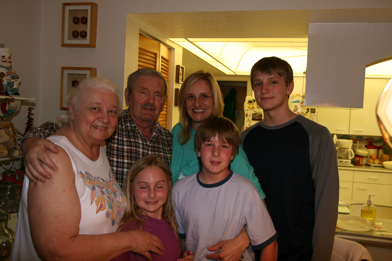 Group shot  ~~  yes Danel is about 6 foot 1