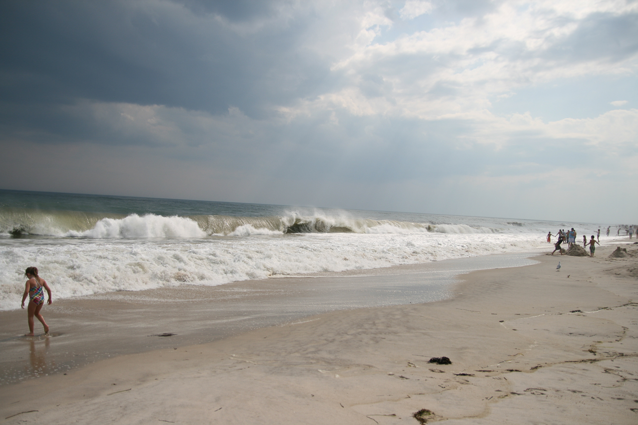 Pretty big waves.  When they look big in a picture - they are really bigger for real!  ~~  