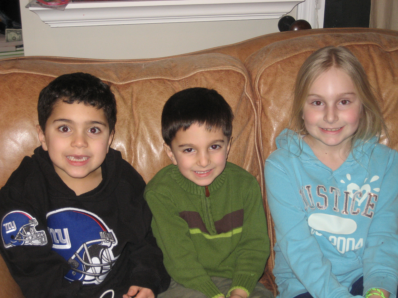 Mary and the neighbors  ~~  