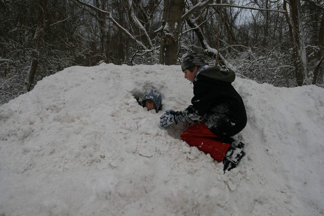 The men  ~~  back in 2005 i have a similar picture but they were a lot smaller <tear>