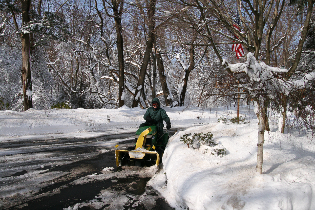 Done for the day  ~~  our driveway, 3 neighbors and aout 3 gallons of gas.