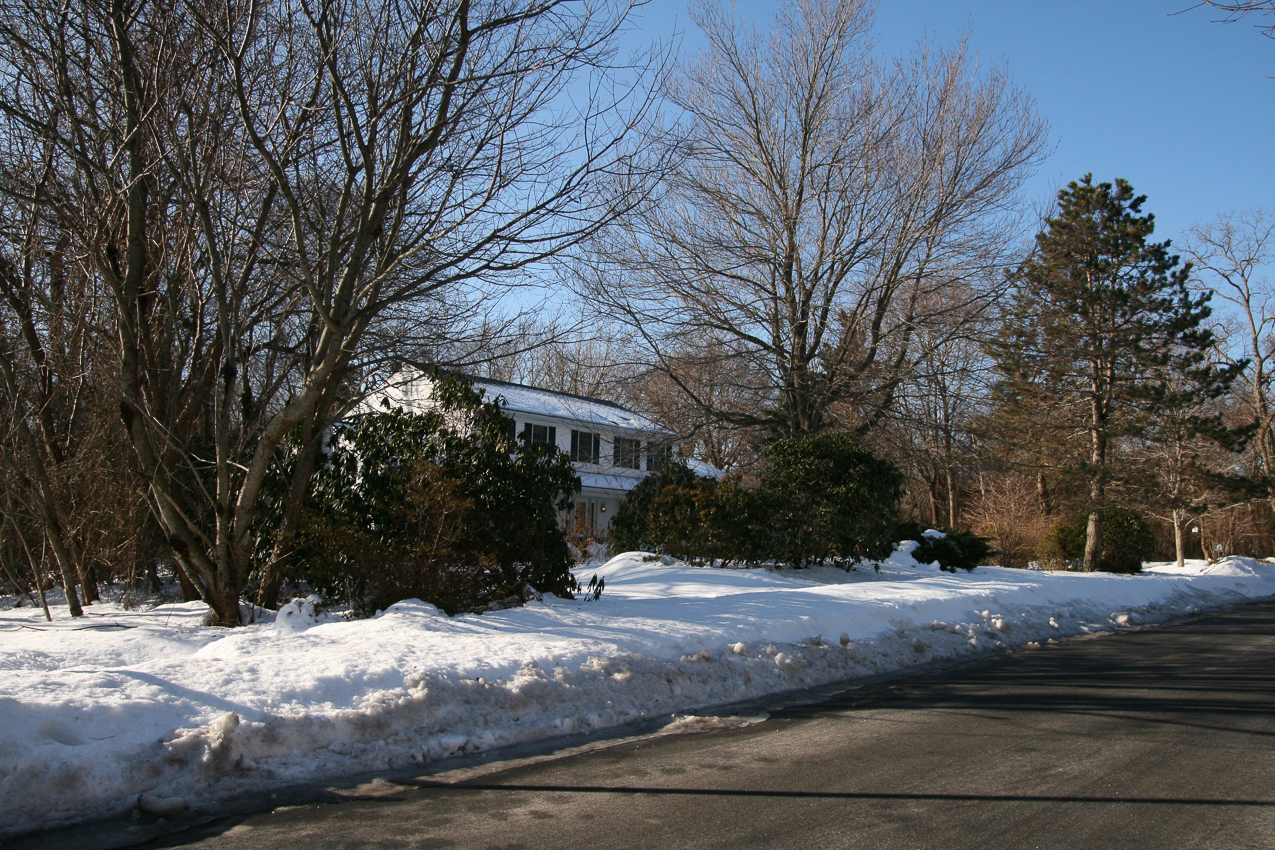 Snow shack 2011  ~~  I can hear the oil heater burning from the street........