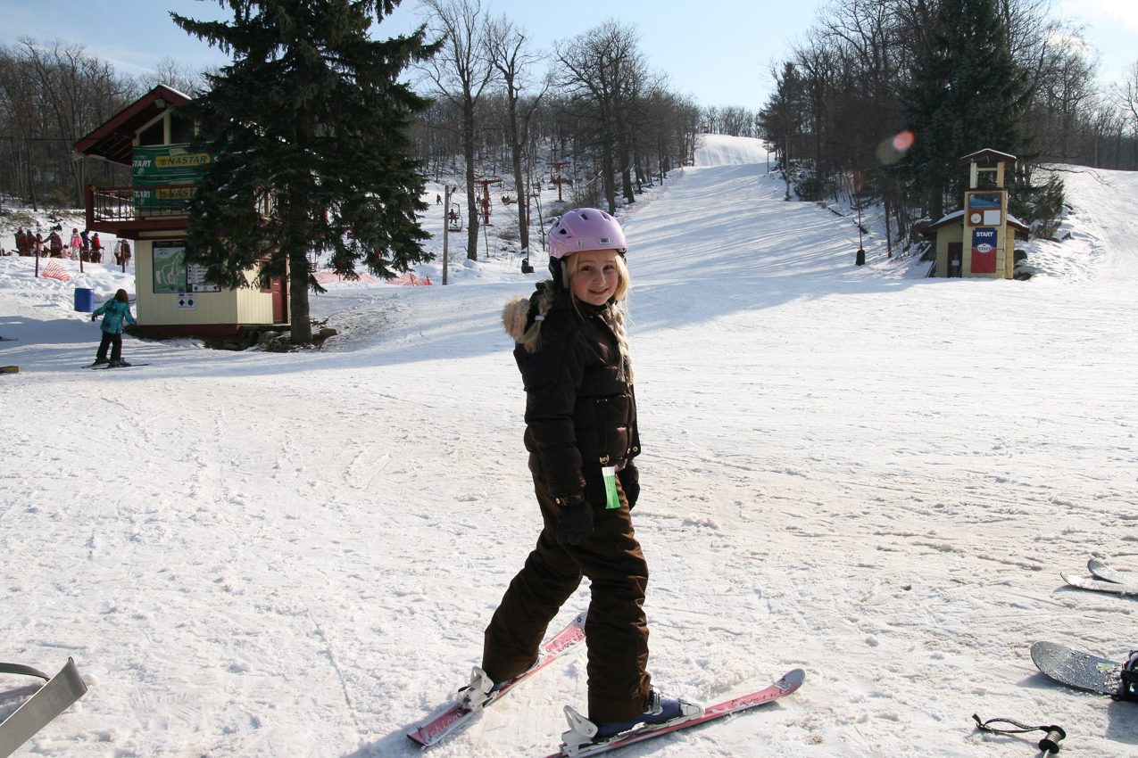 Tiger Run ahead, she just came down!  Not too shabby.  ~~  Tuxedo Ridge/Sterling Mtn Ski vaca. 2011