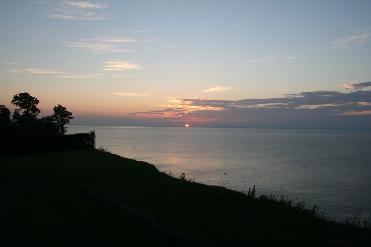 Sunset in 5, 4, 3, 2....................  ~~  