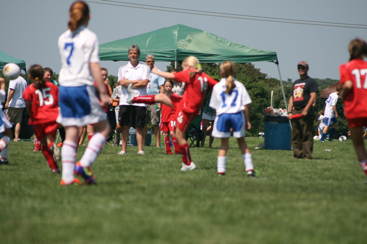 Another one!  ~~  she likes defense!