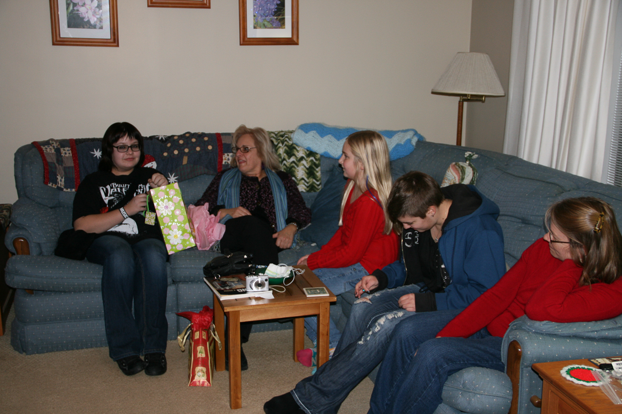 The Cuz at Uncle George and Cindy's pad.  ~~  