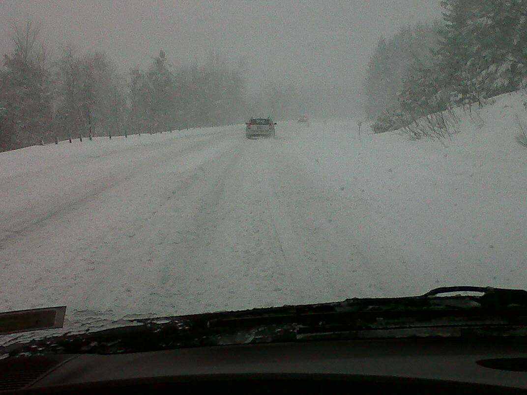over a foot in a few hours, we got stuck twice.  ~~  this is above Albany NY