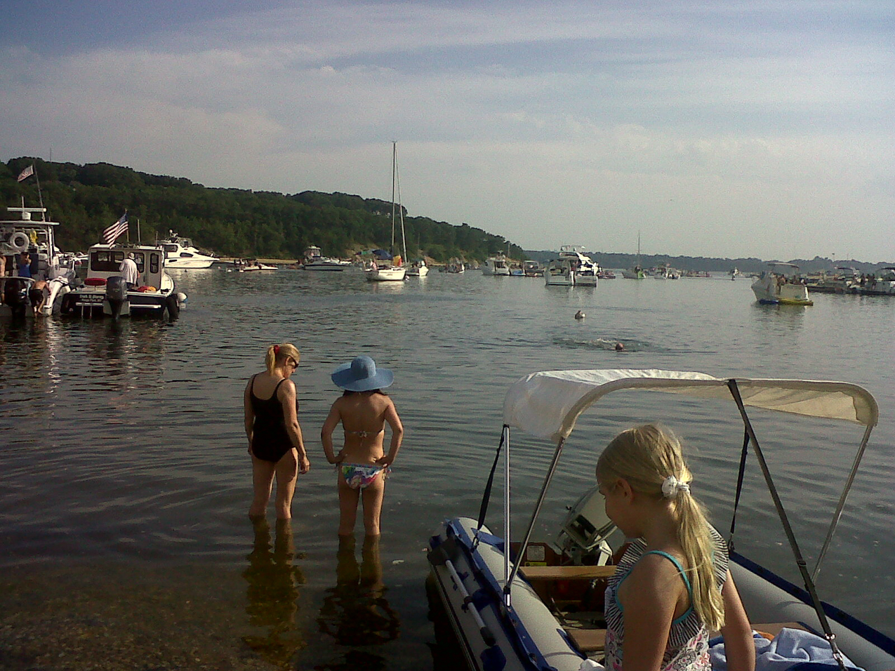 the goyales in the harbor  ~~  