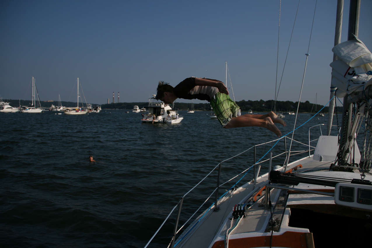 Qaweeen Overboard!  ~~  