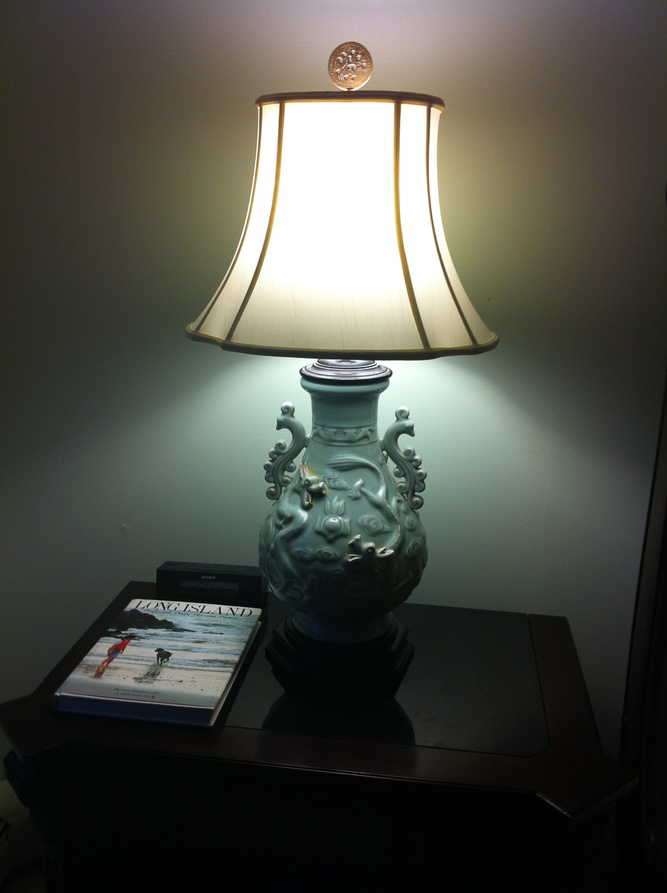 new lamp shades on he lamps my mom gave me.  ~~  in the master bedroom....looking good.