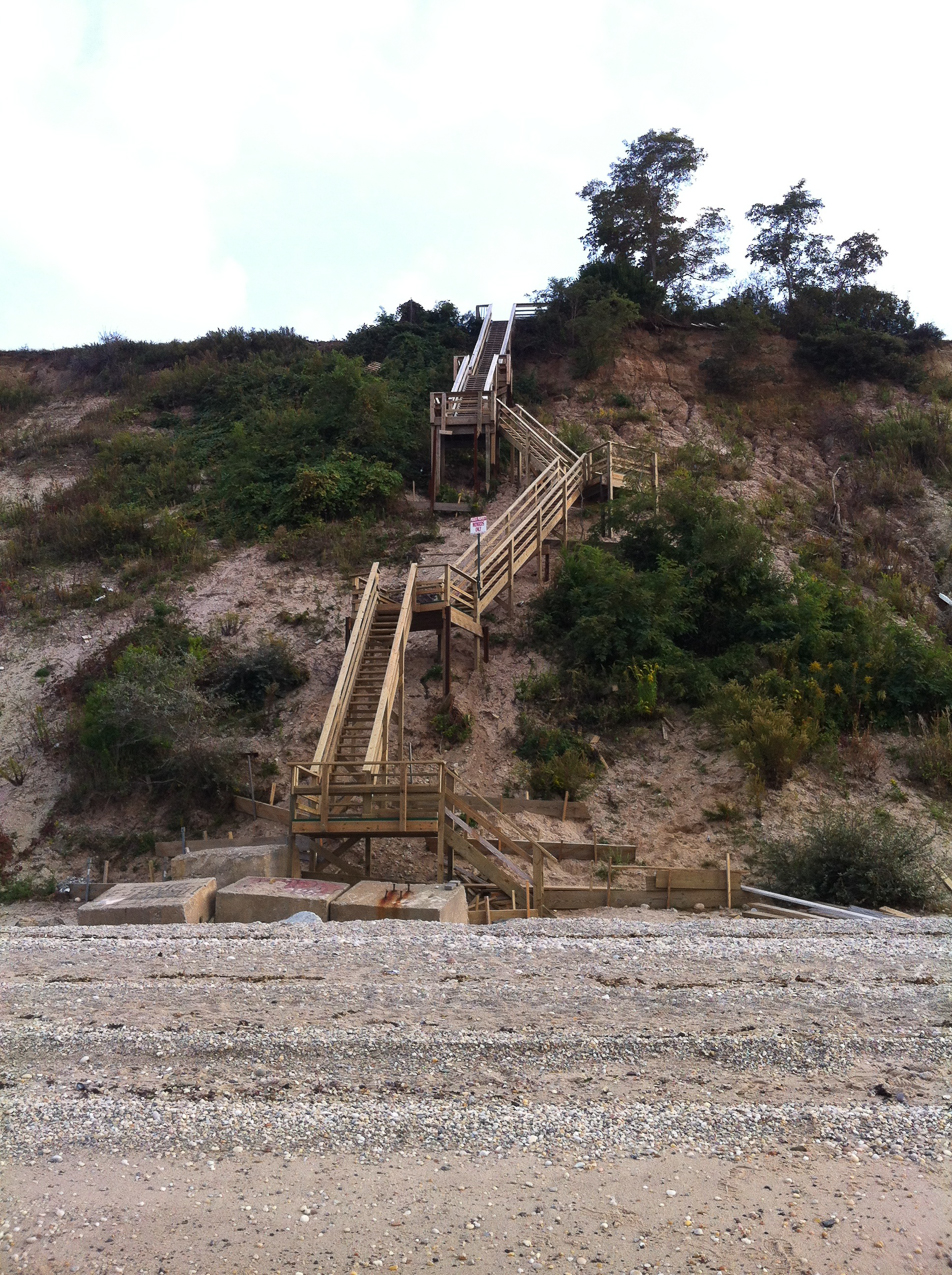 Can it be?????  ~~  Yes the steps are done!  Very cool.