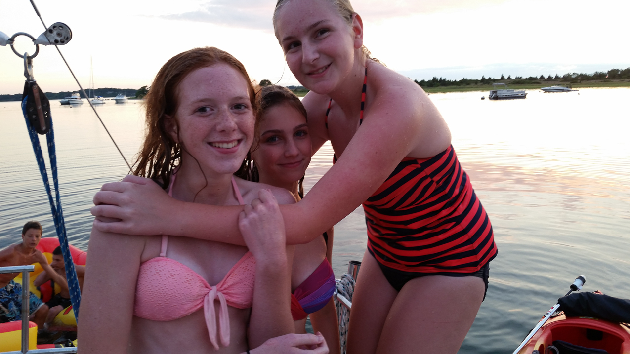 the goofs on the boat jumping off the boom  ~~  