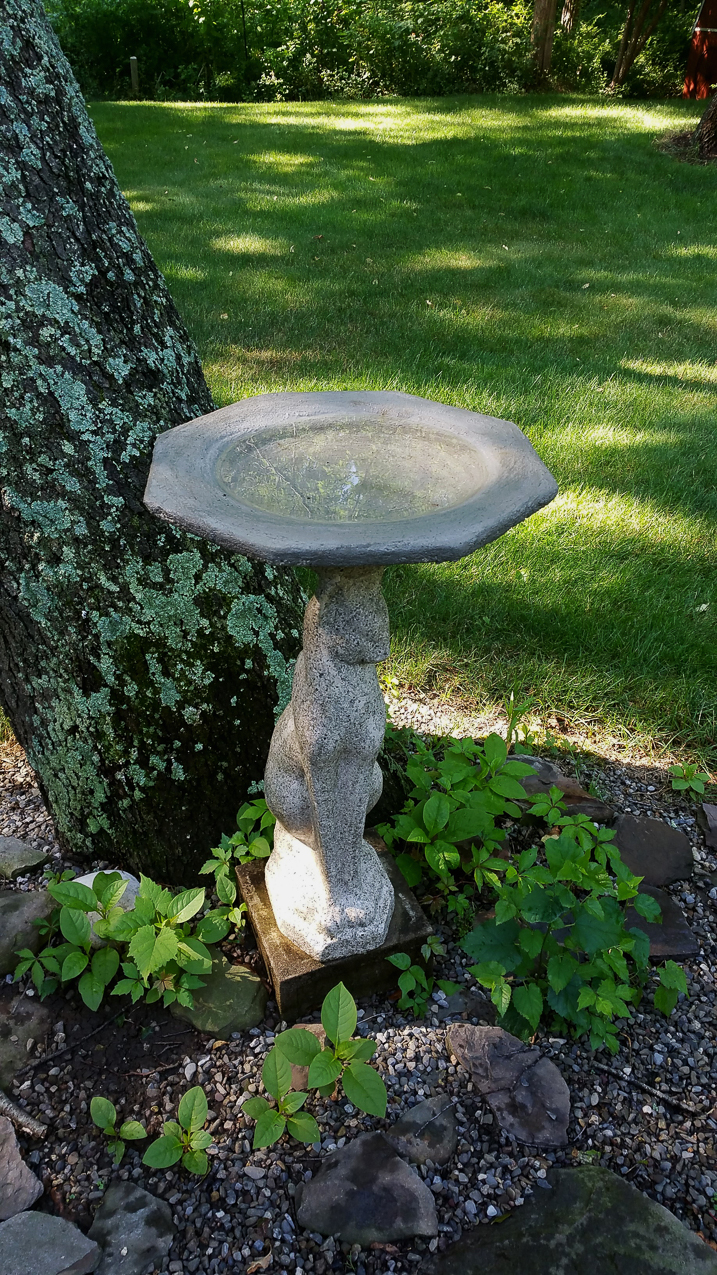 I refurbed my mom's 1959 birdbath from Huntingdown Valley.  58 years of acid rain espeically 12 years here down wind from the Port Jeff LIPA stacks tok its toll.  ~~  dang I do good work!