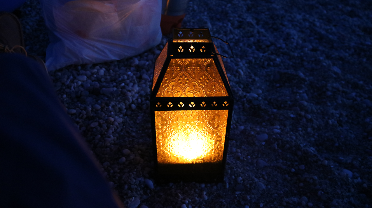 Friday Night at Cedar Beach with friends  ~~  The lantern of fun!