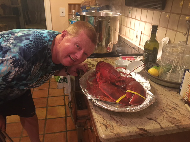 Hangin with the Broome's for the weekend  ~~  dats a big boy!!!!