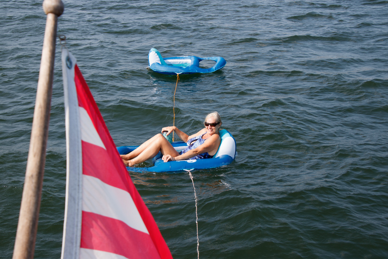 Out on Akula August 26 2018 with Rosie, Mary , Emma, & Gretchen  ~~  Lon gIsland Sound and the Sand Pit a.k.a Pirate's Cove
