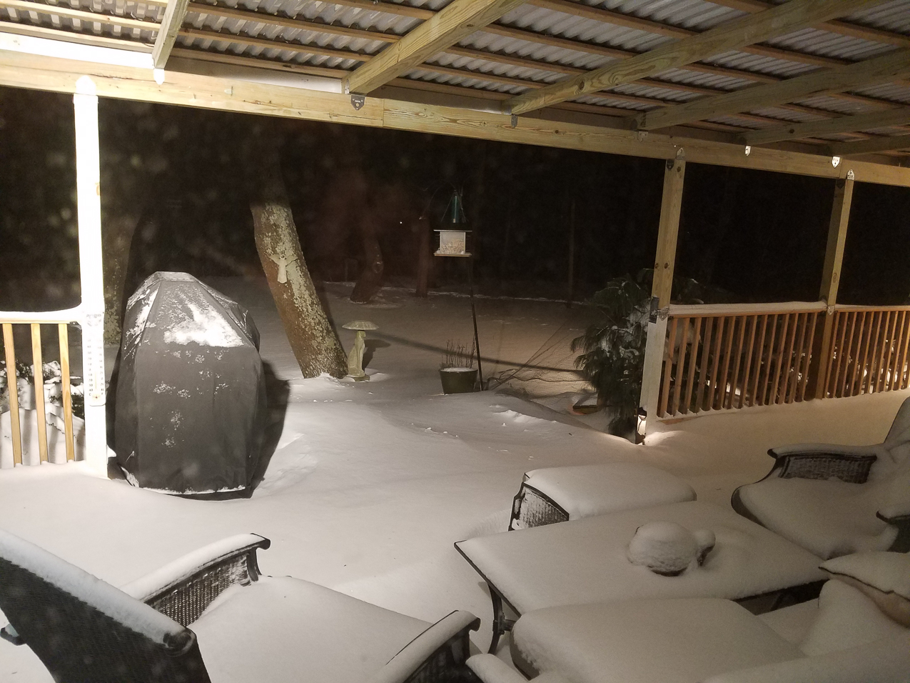 First big snow and COLD of 2018  ~~  9 to 12 inches and we wnet to -15 F and down at ZERO for a few days.