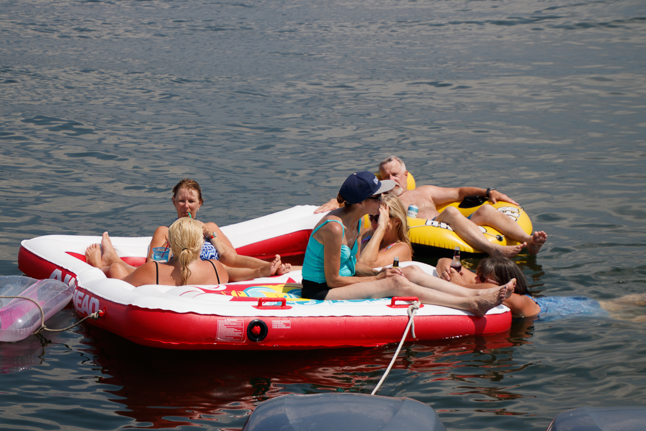 Typical Boat day out with the Thompsons to PJ and back = Great Day!!!  ~~  