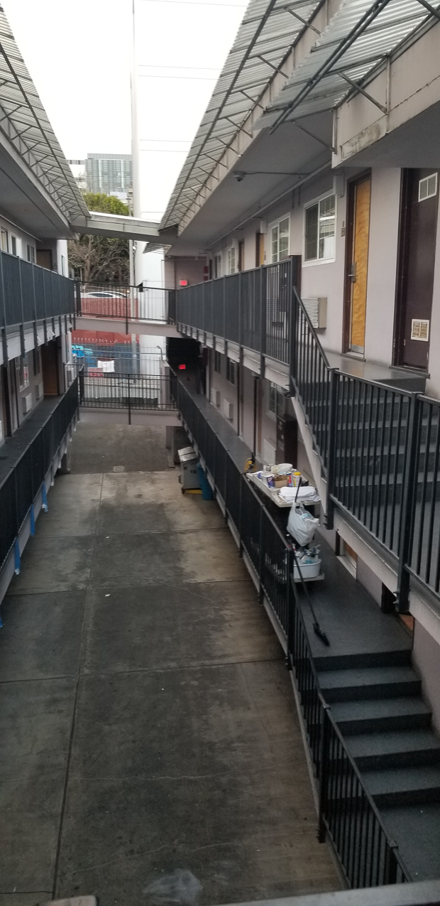 The Tnederloin section of San Francisco  ~~  My Roadeway hotel and hot dining spots nearby and 