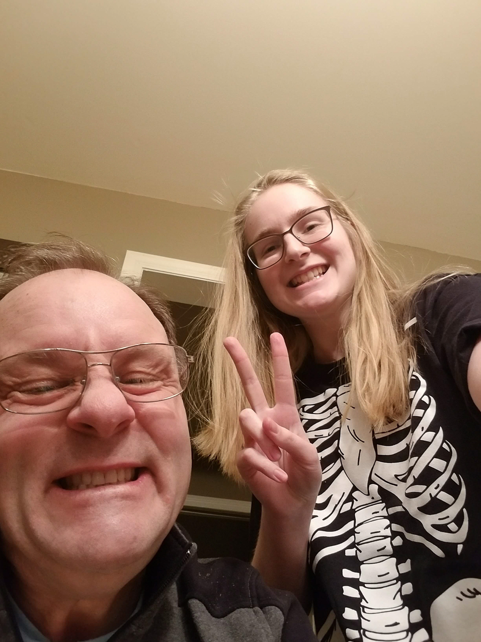 Mary and Thomas last minutes of 2019  ~~  Lynch Shack