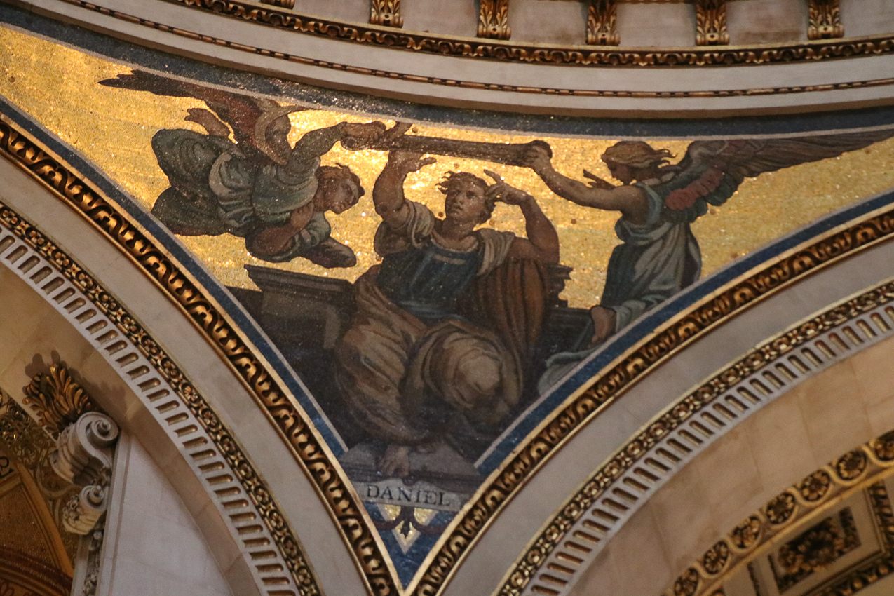   ~~  2020 Trip to London England, Stonehenge, Bath, Windsor, and Mary at Arcadia Univeristy Abroad