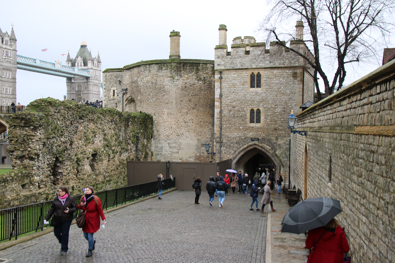   ~~  2020 Trip to London England, Stonehenge, Bath, Windsor, and Mary at Arcadia Univeristy Abroad