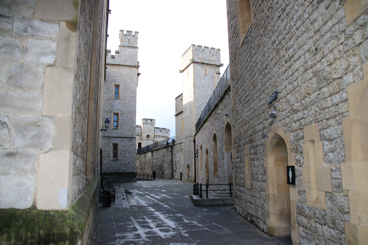   ~~  2020 Trip to London England, Stonehenge, Bath, Windsor, and Mary at Arcadia Univeristy Abroad