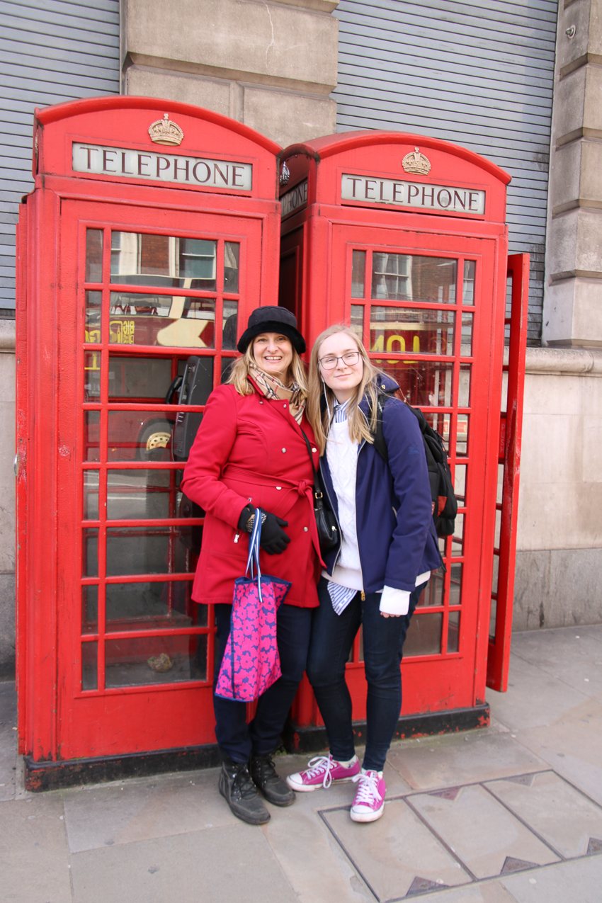   ~~  2020 Trip to London England, Stonehenge, Bath, Windsor, and Mary at Arcadia Univeristy Abroad