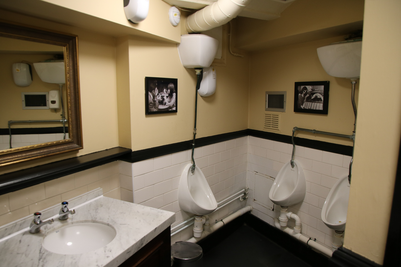   ~~  2020 Trip to London England, Stonehenge, Bath, Windsor, and Mary at Arcadia Univeristy Abroad