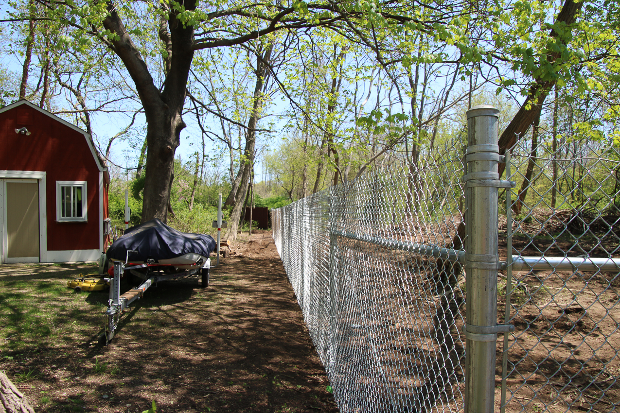 The Town Sump Fence  ~~  Almost Done and done just cleanup