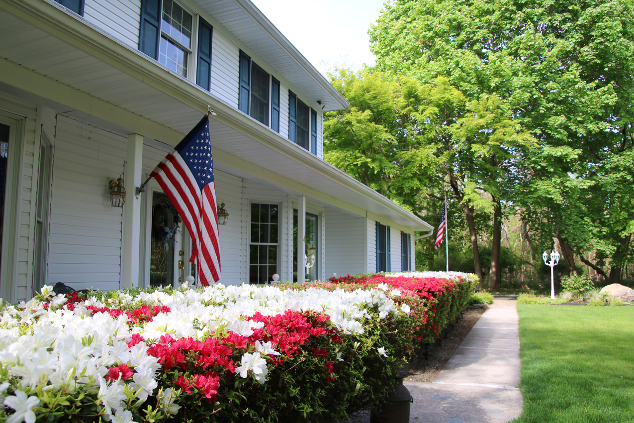 Got the shack add dressed up  ~~  The lynch Shack Spring 2020 COVID