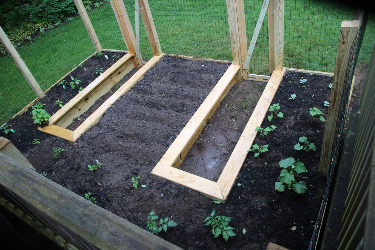 Raised Garden Project 1,230 COVID lockdown  ~~  DONE