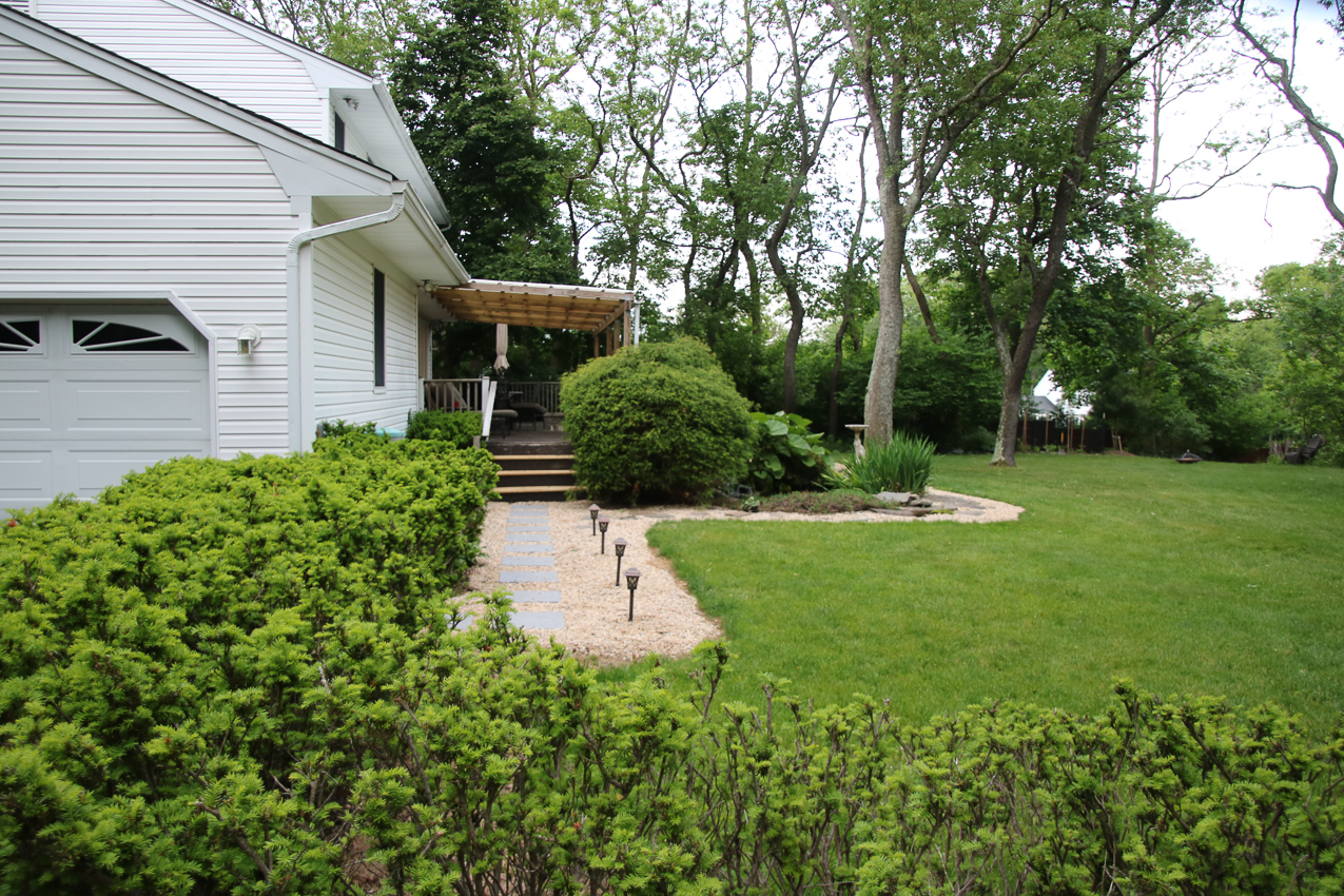 Raised Garden Project 1,230 COVID lockdown  ~~  Garden, Stones, Mulch , Top Soil