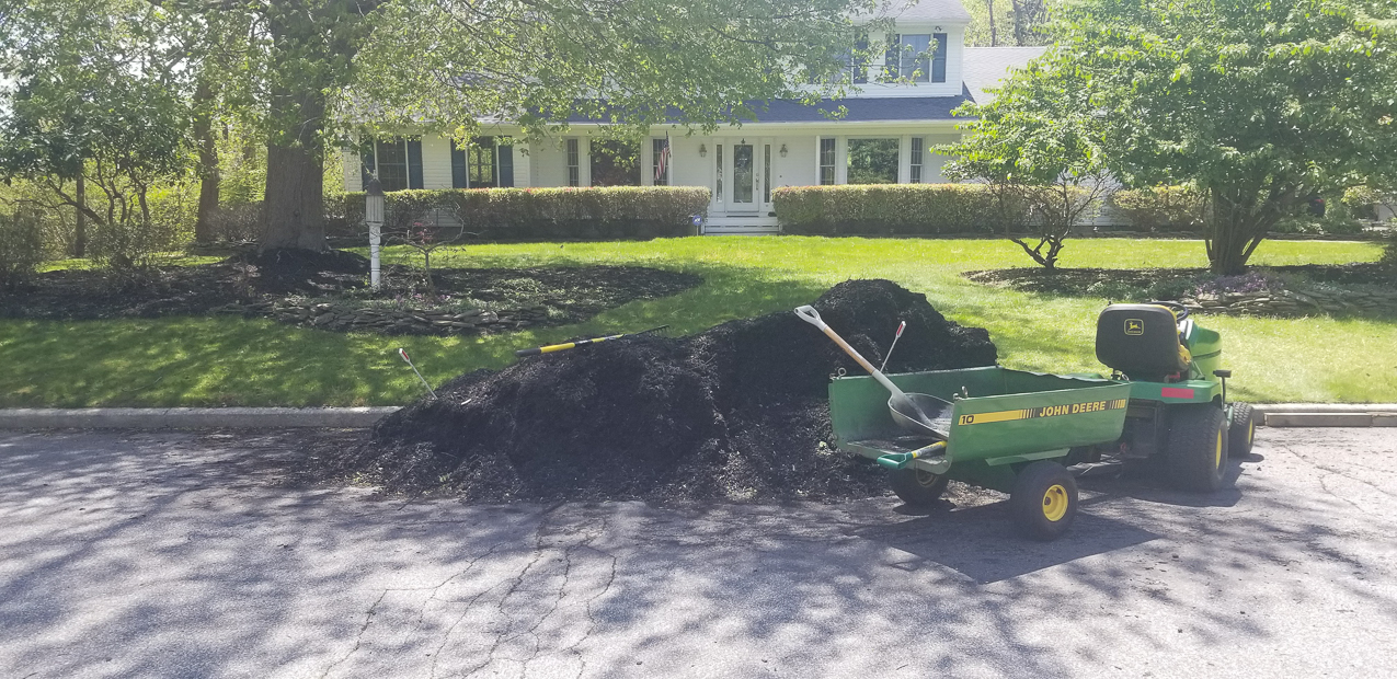 Mulch Project  ~~  nearing the end.......