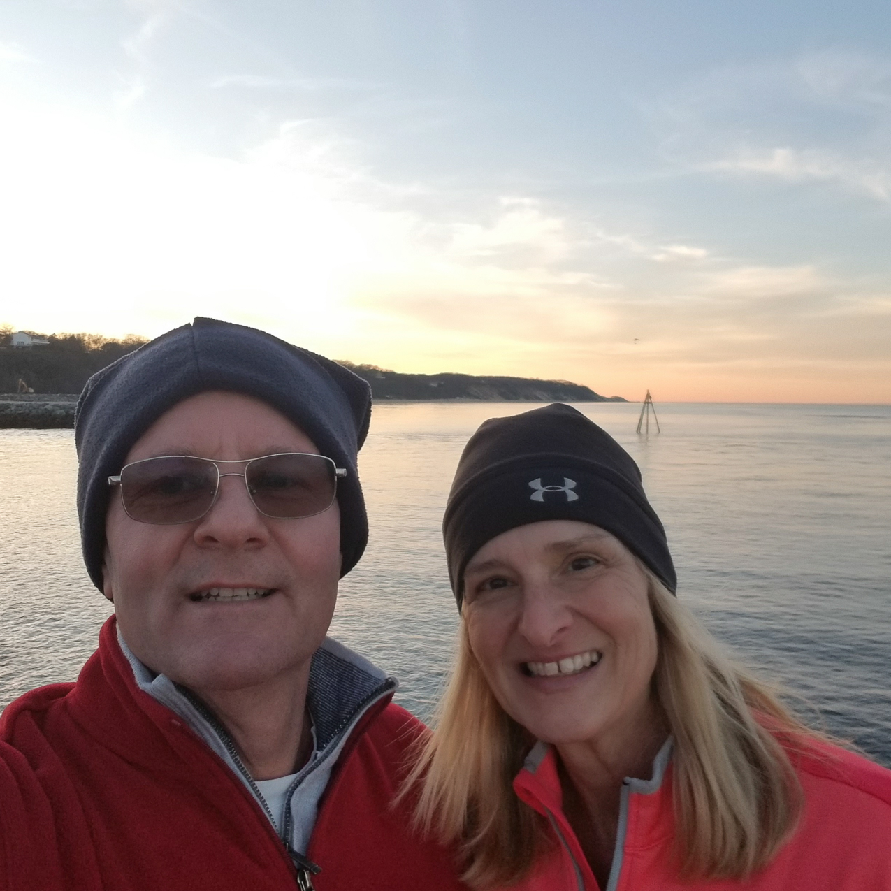 Walking at Cedar Beach and MS Harbor Fishing Pier with Gret  ~~  