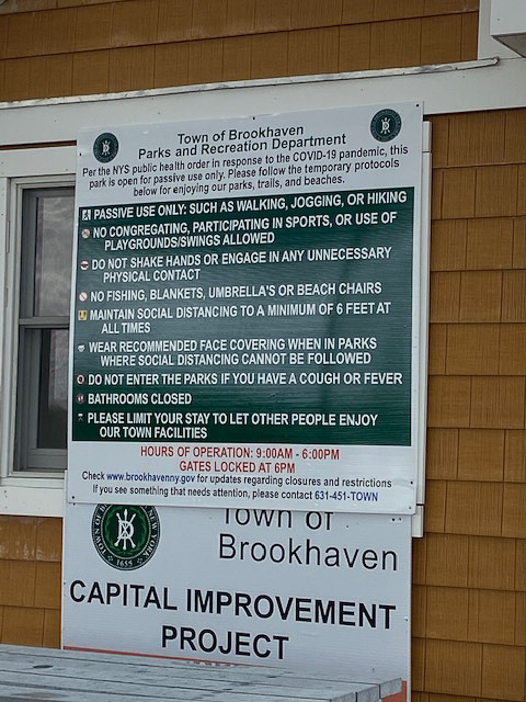 Signs of the Times  ~~  Town of Brookhaven COVID 19 repsonse and lockdown