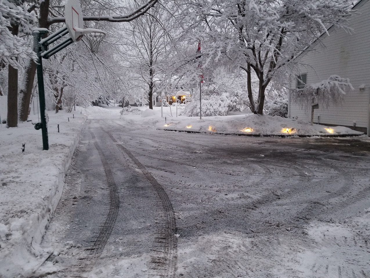 Winter February on Long Island 2021  ~~  Got some snow and it stayed!