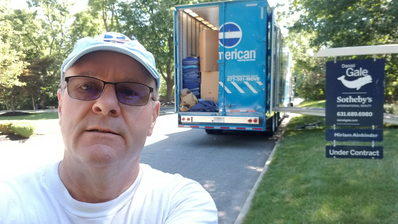 Lynch Shack Moving Out - Escape from NY!   ~~  