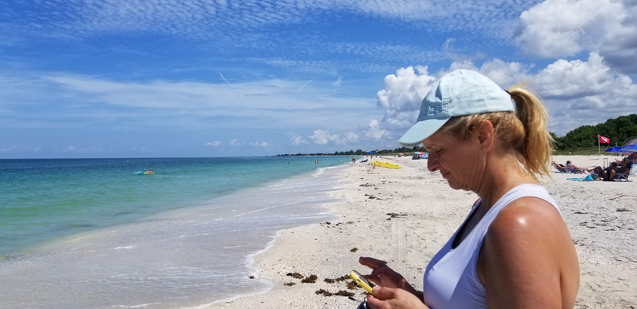 Red Tide Beach visit with Gret  ~~  