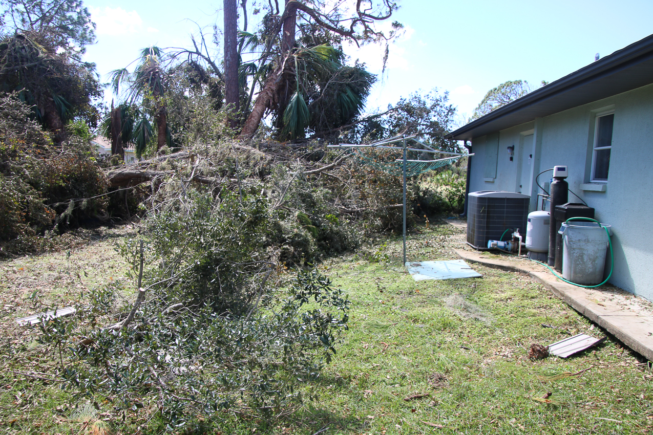   ~~  October 2 202 Day at MomMoms cleaning up after CAT 4 Hurricane IAN