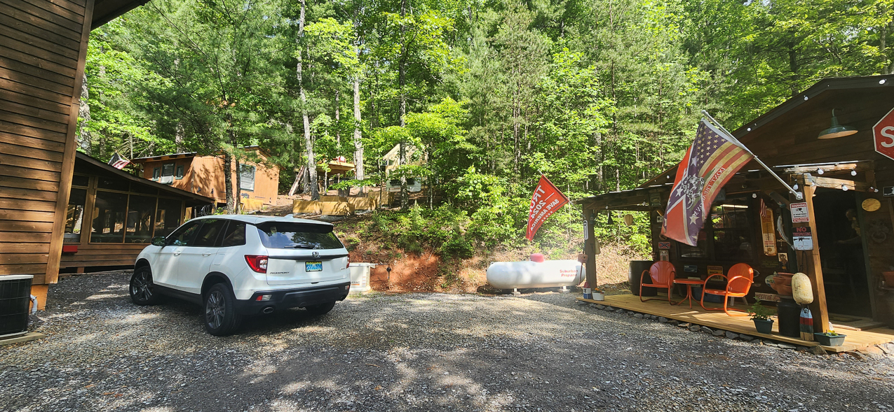 Trip to John & Lyds Hillbilly Hideout  ~~  