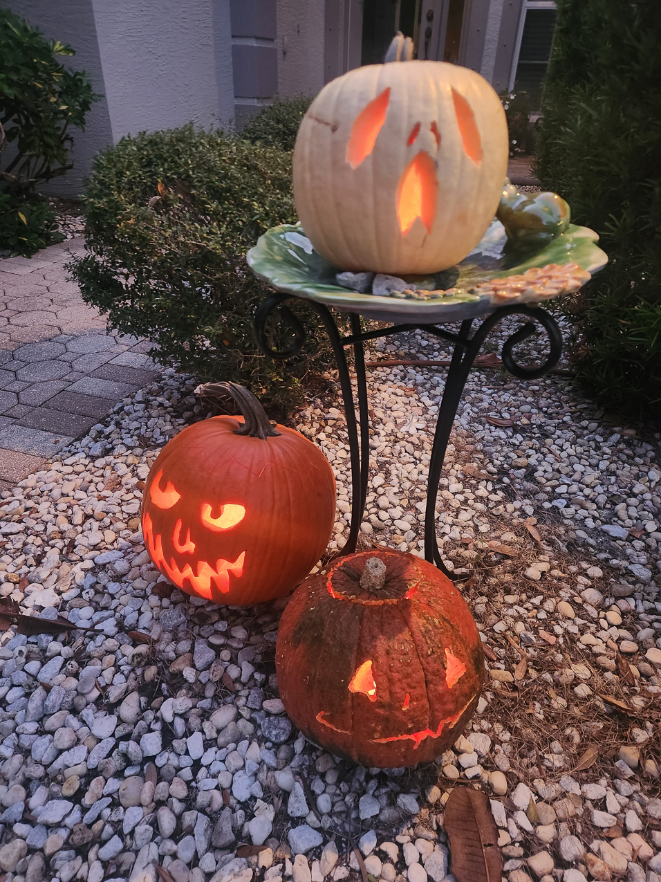 Holloween wih Gretchen and Mary  ~~  