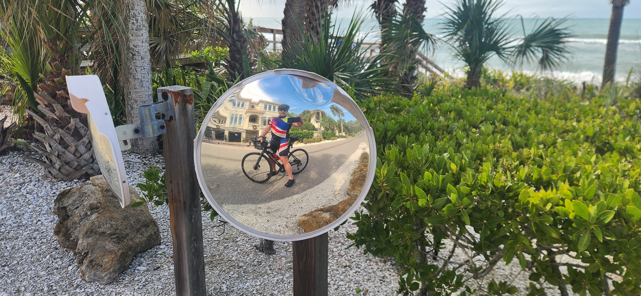 My own 40km bike ride before the end of 2023.....did not record - bug on BikeSafe+ Garmin App.  ~~  