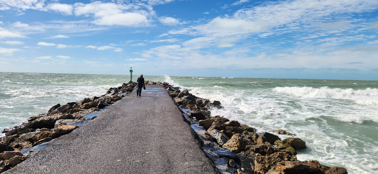 Double Red Flag Day at Nokomis Beach  ~~  