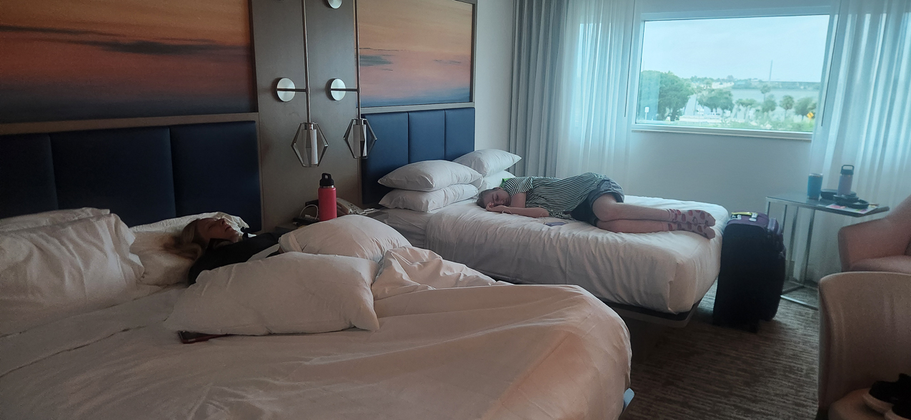   ~~  Hurricane Milton hits Siesta Key as CAT 3 October 10 2024