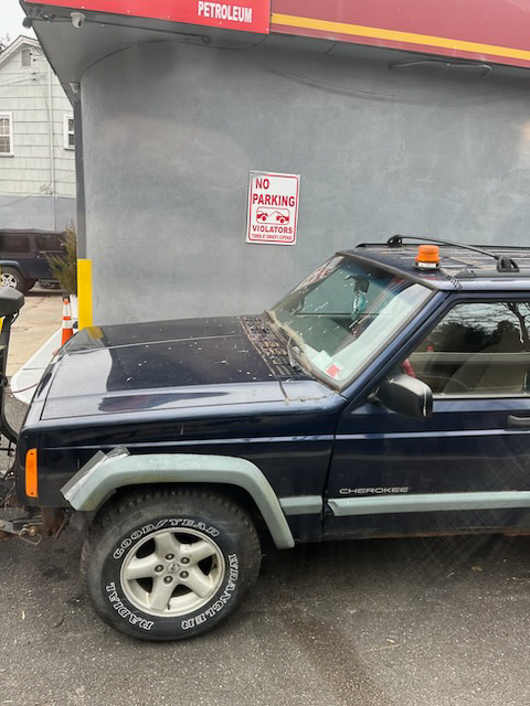 Quinn spotted the old War Horse - Joey/Judy Blue at Chris' Garage  ~~  